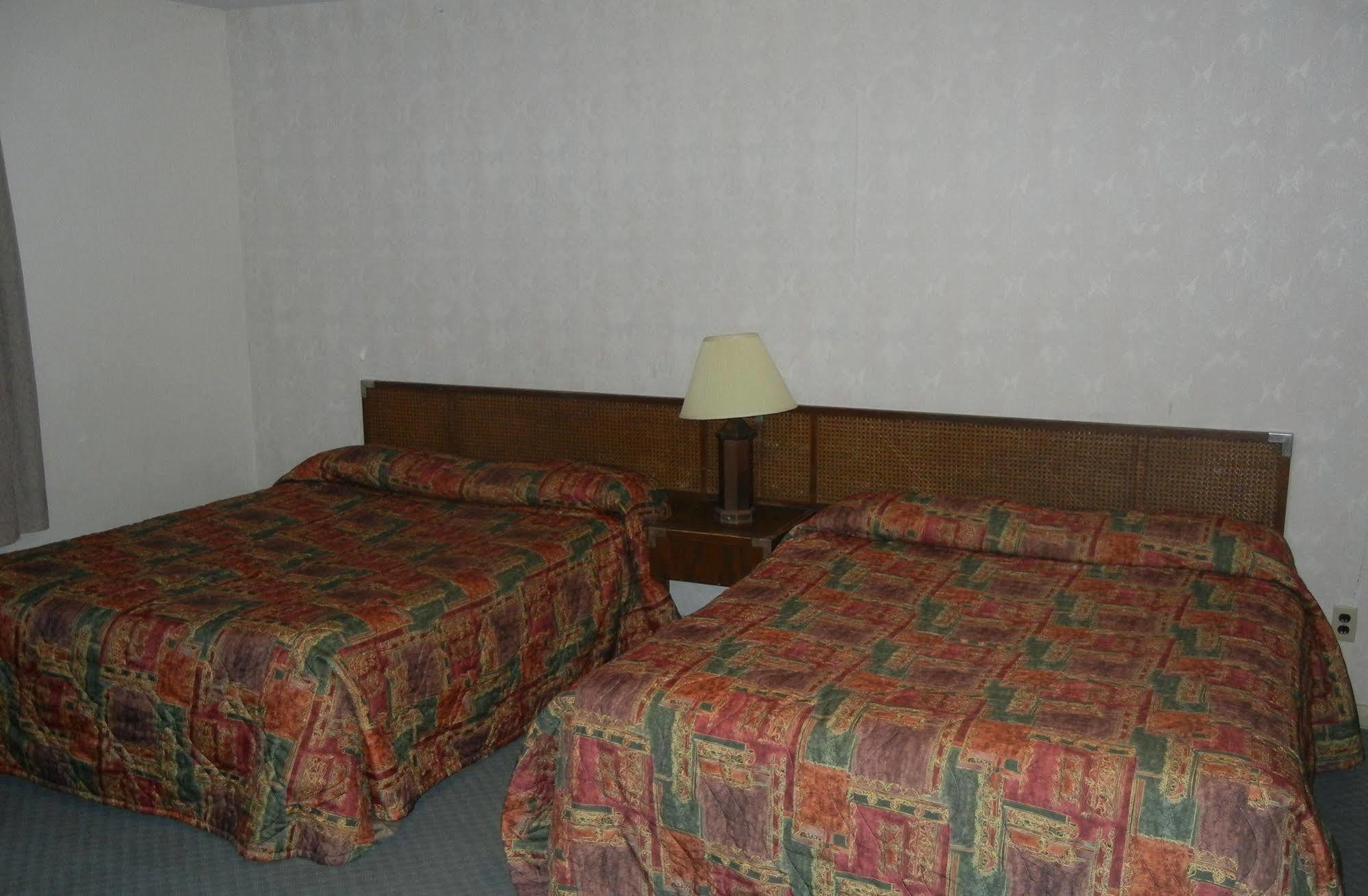 Sherwood Motel Brantford Exterior photo